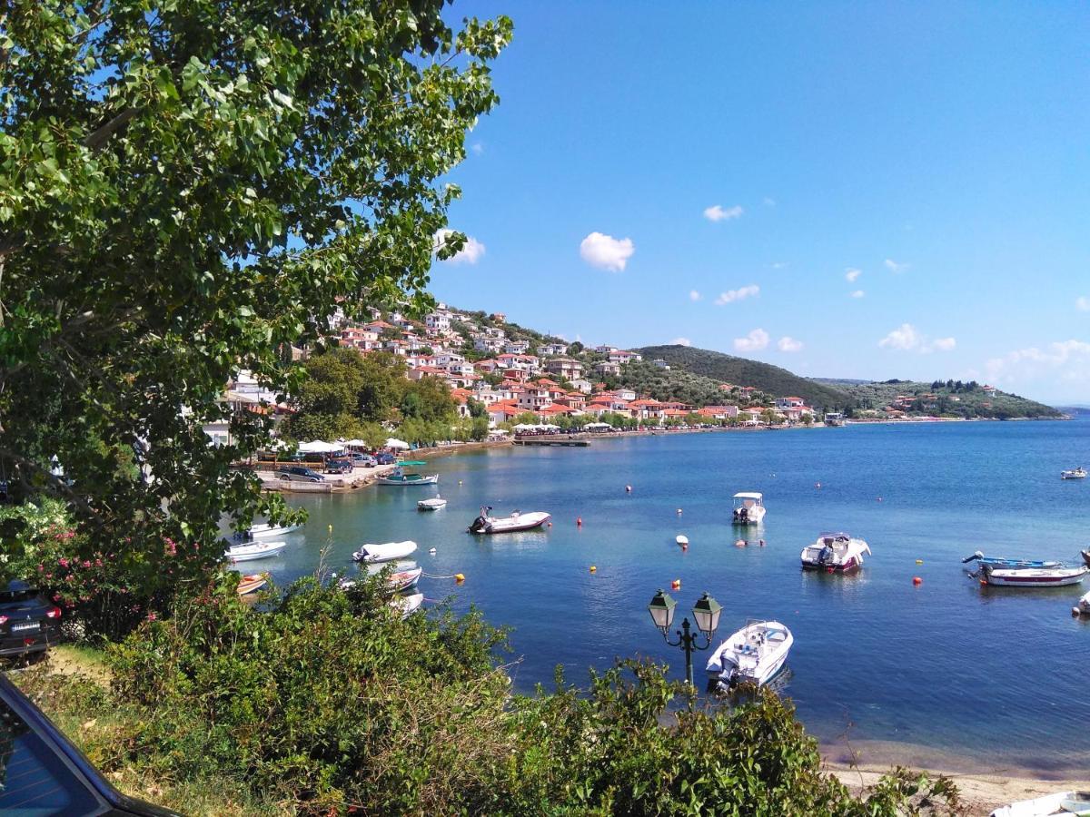 Marina Traditional Stonehouse Afétai Екстериор снимка