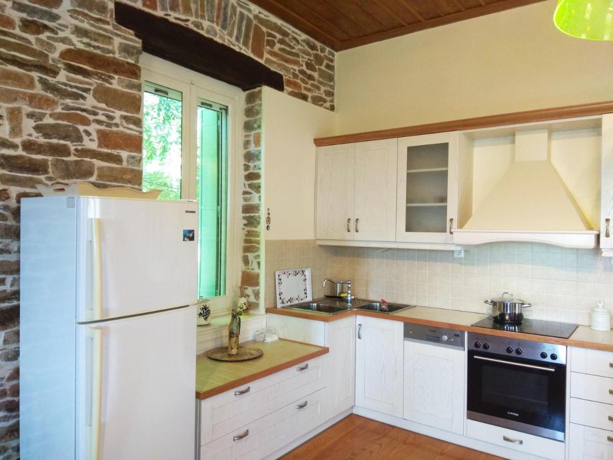 Marina Traditional Stonehouse Afétai Екстериор снимка