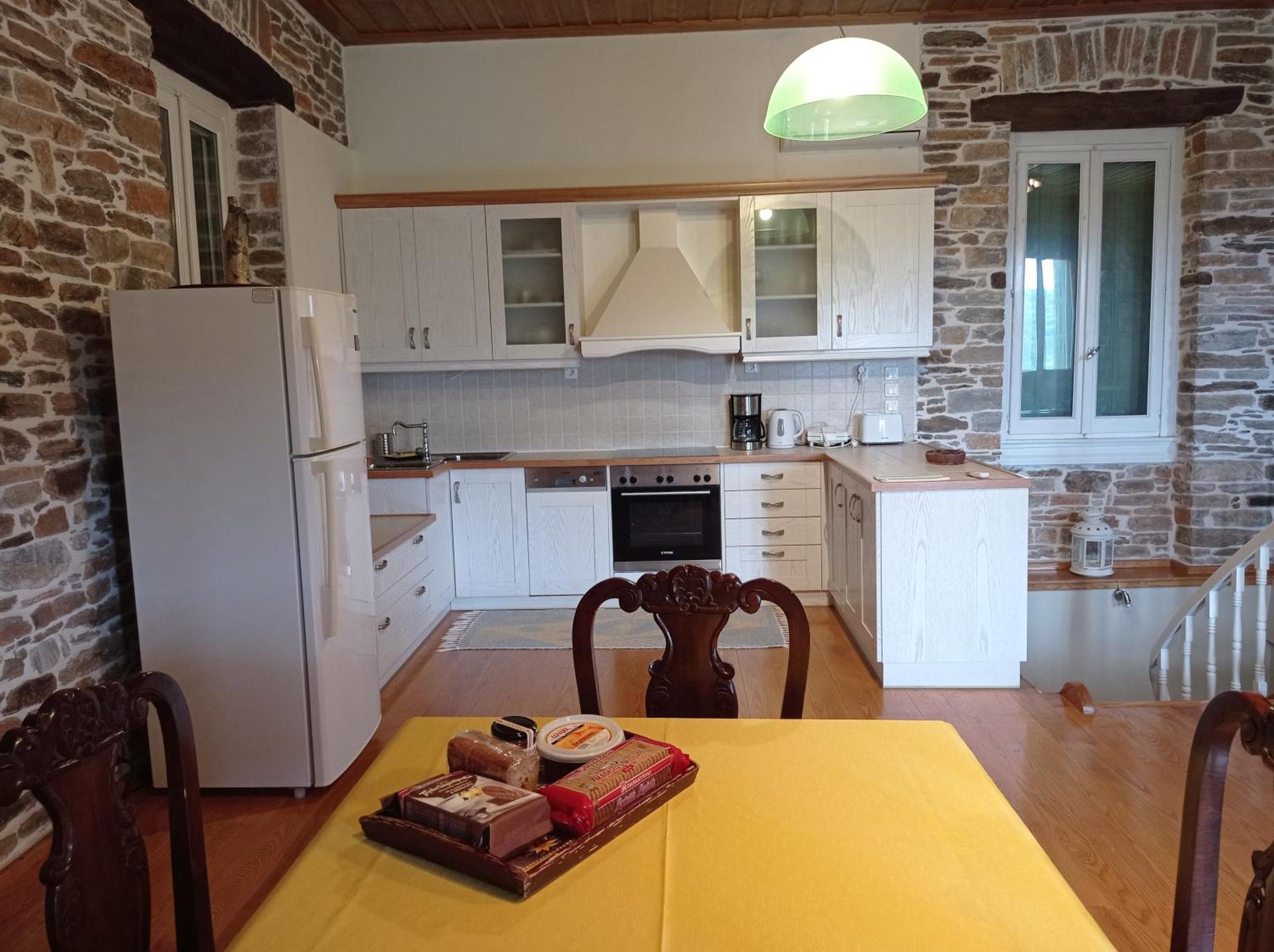 Marina Traditional Stonehouse Afétai Екстериор снимка